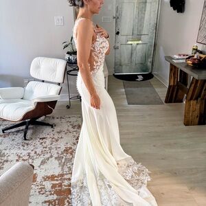 Ivory Lace Back Sheath Wedding Dress